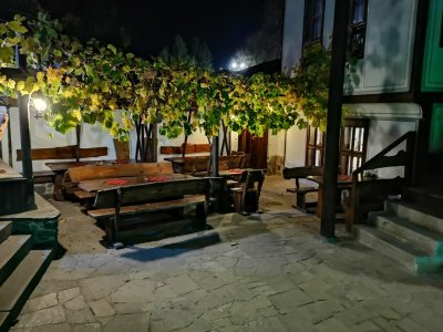 Механа „Калоферска къща“ Прегледай