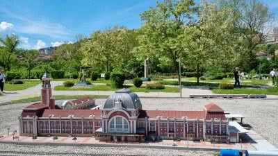 Мини България