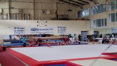 Състезание по спортна гимнастика във Варна
