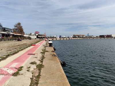Пристанище Варна