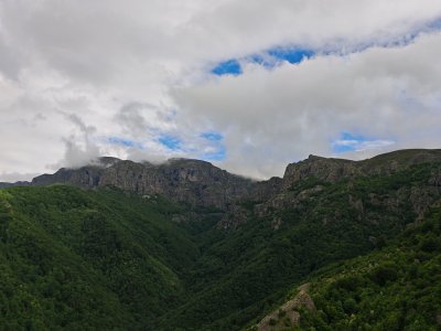 Пътека за хижа Рай