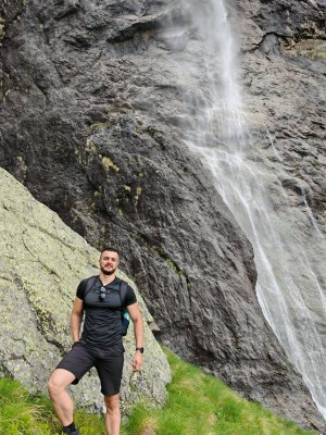 Водопад „Райското пръскало“