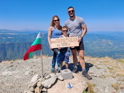 Изкачване на връх Марагидик с деца Изкачване на връх Марагидик с деца