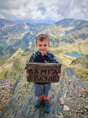 Изкачване на Седемте Рилски езера и връх Мусала с деца