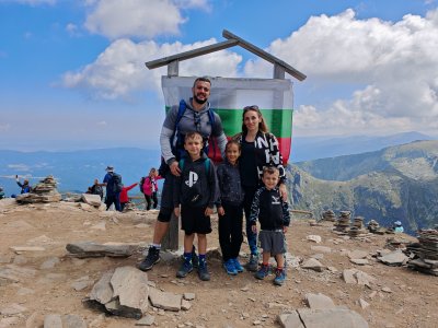 Изкачване на Седемте Рилски езера и връх Мусала с деца