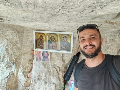 Разходка до Нисовските Скални църкви