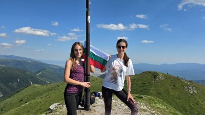 Преход до хижа Козя стена, хижа Васильов и околните върхове